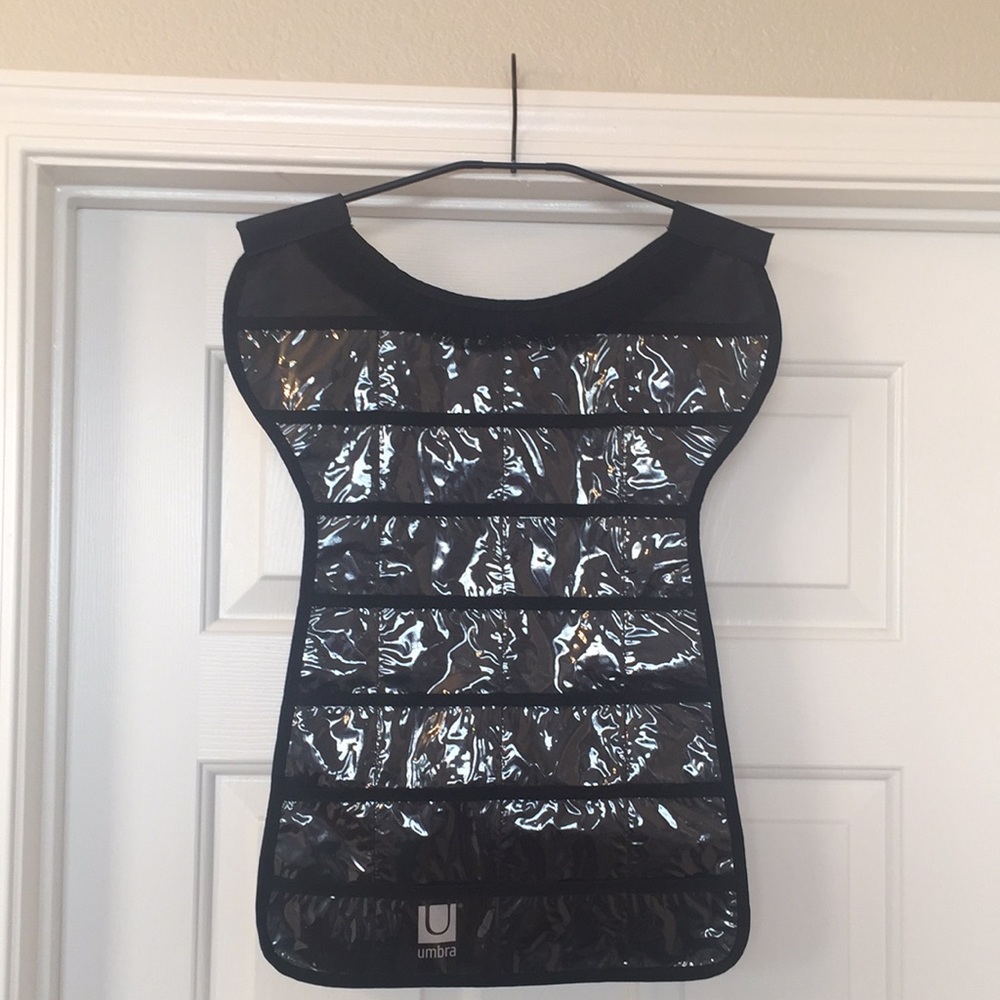 Umbra Black JewelryOrganizer Many pockets 19 loops